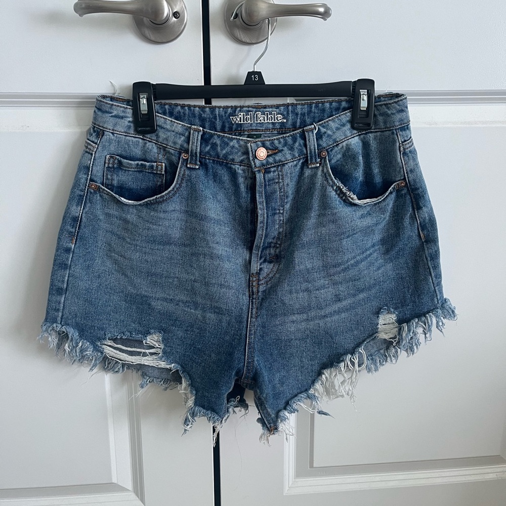 Wild Fable dark wash jean shorts